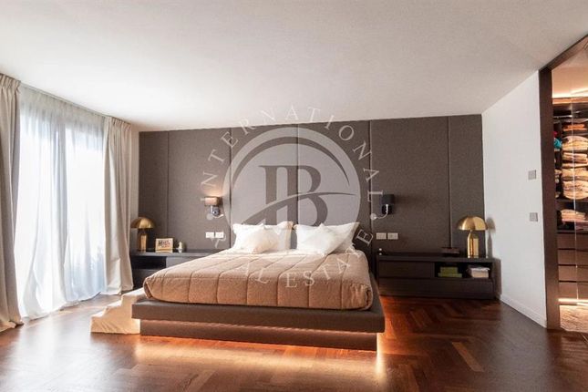 Apartment for sale in Milano, Lombardy, 20100, Italy