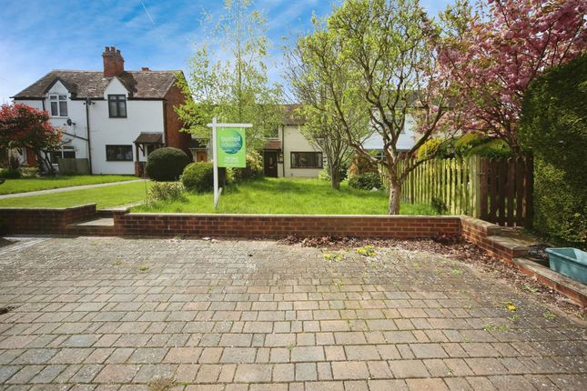 Thumbnail Cottage for sale in Stratford Road, Hockley Heath, Solihull