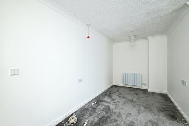 65, Riverbourne Court, Sittingbourne photo 4