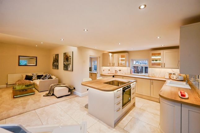 1, St. Huberts Drive, Skegness photo 3