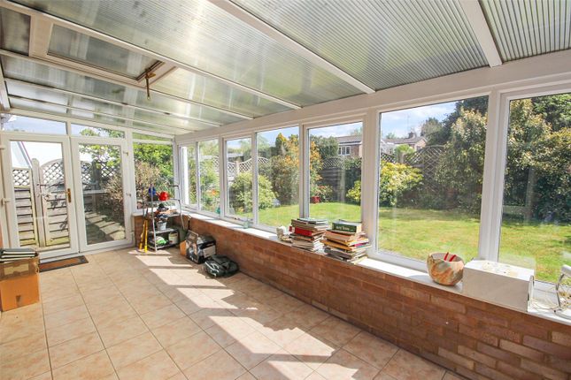 6, Dodds Close, Bedford photo 4