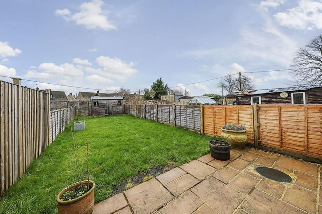 Terraced house for sale in Witney, Oxfordshire
