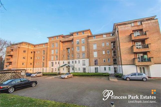 Thumbnail Flat to rent in Yarlington Court, Sparkford Gardens, London