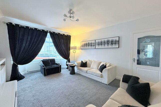 220, Almond street, Grangemouth  photo 4