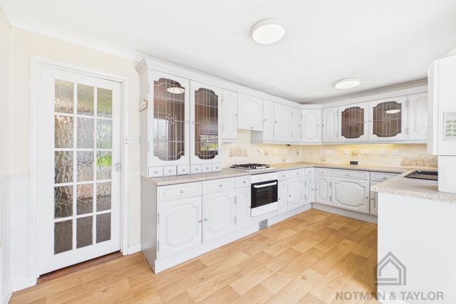 67 Woodland Way, Torpoint photo 2