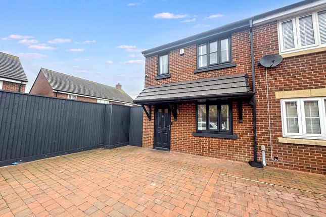 2-bed terraced on Harvest Grove, Stockton-on-Tees, £795/mo