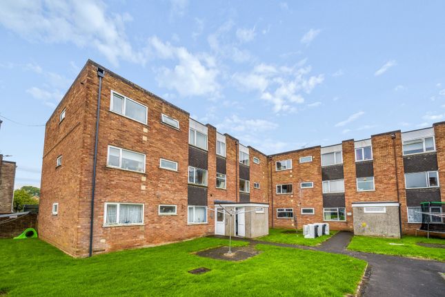 Flat for sale in Chargrove, Yate, Bristol