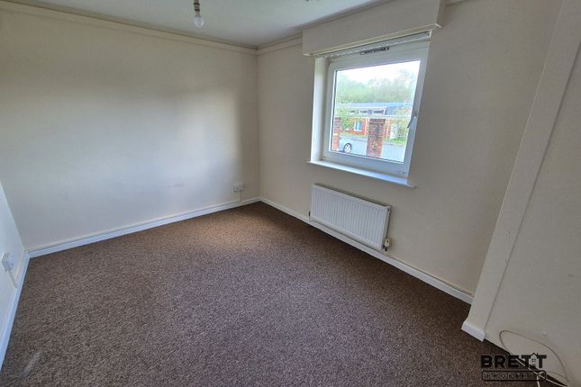 57, Goshawk Road, Haverfordwest photo 4