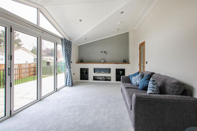 17A CENTRE ROAD, Willows Riverside Park, Windsor photo 3