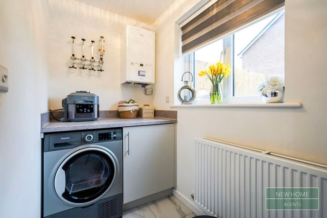 43, Heol Y Gylfinir, Llanilid, Pontyclun photo 4