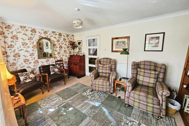 38 Seymour Drive, Dartmouth Devon, Devon photo 3