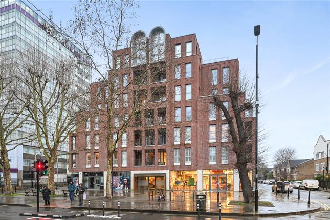 Ravilious House, Hammersmith photo 2