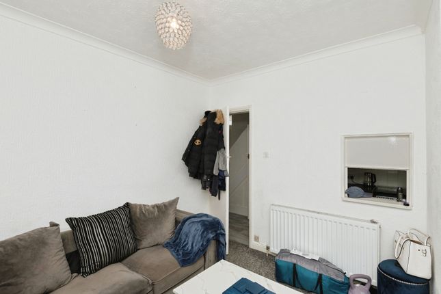 36, Latimer Road, Durham photo 4