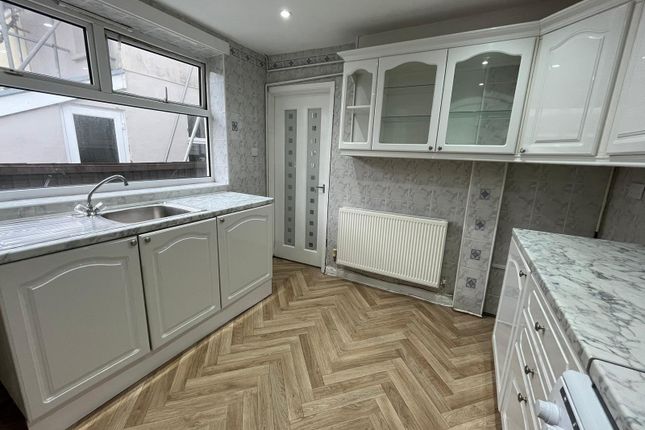 Three Bedroom Terraced House To Rent