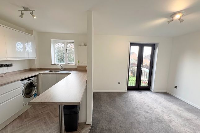 5 Cranmer Court, Swansea photo 4