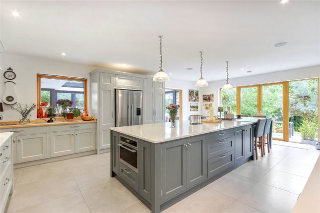 Kitchen/Breakfast Rm