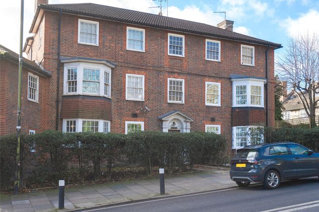 Flat for sale in Holly Bank, Muswell Hill, London