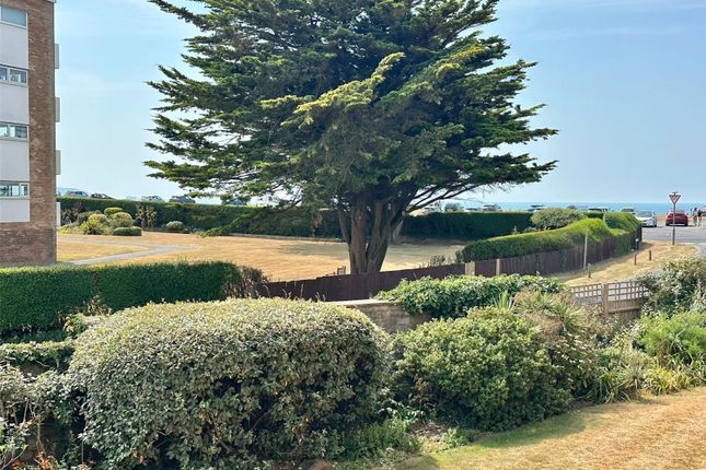 86, Camden Hurst, Lymington photo 3