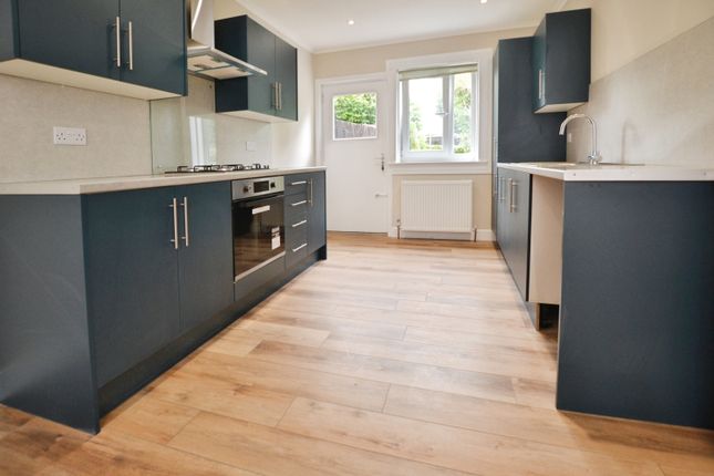 23, Saughton Mains Avenue, Edinburgh photo 4