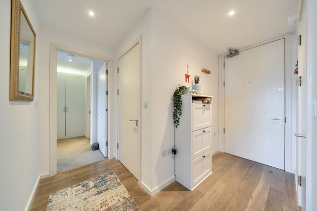 Flat Flat 505, Castlegate, 2 Chester Road, Manchester photo 4