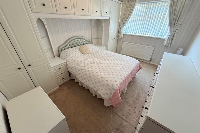 29, Winmer Avenue, Great Yarmouth photo 4