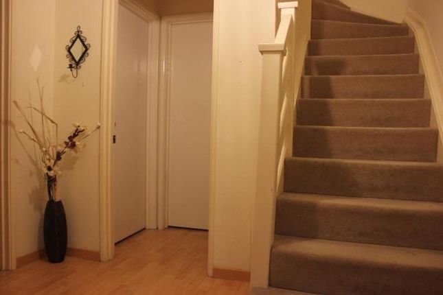Room to rent in St. Elmos Road, London