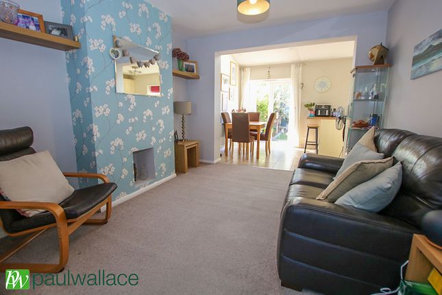 6, Moreton Close, Waltham Cross photo 2