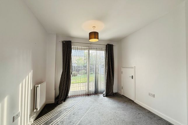 19, Emperor Circle, IPSWICH photo 3