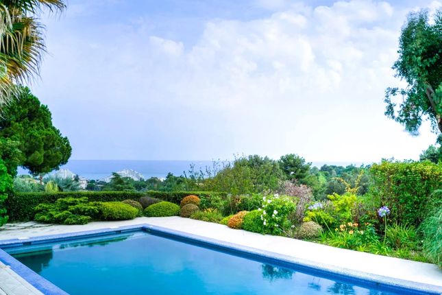 Villa for sale in Villeneuve Loubet, Antibes Area, French Riviera