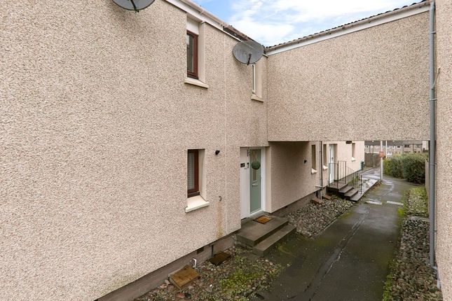 2-bed terraced on Mathieson Place, Dunfermline, £155,000