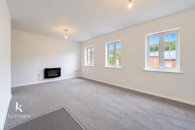 12, Selside Court, Radcliffe photo 4