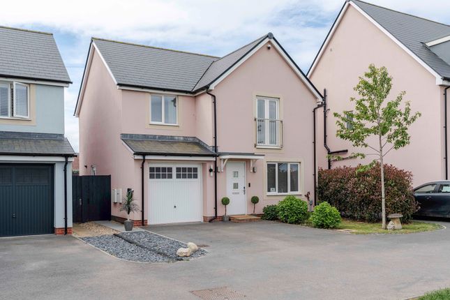 4-bed detached on 45 Nimbus Road, Weston-Super-Mare, £372,000