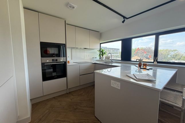 Flat 11, Shackleton, Maritime Park, Warsash photo 4