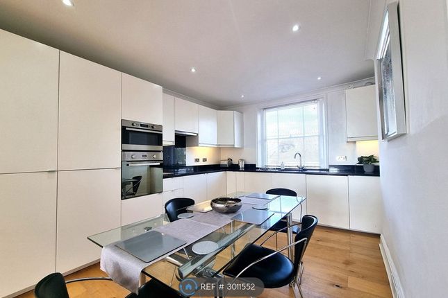 Top Flat  Richmond Hill, Richmond Hill, Richmond, Surrey photo 2
