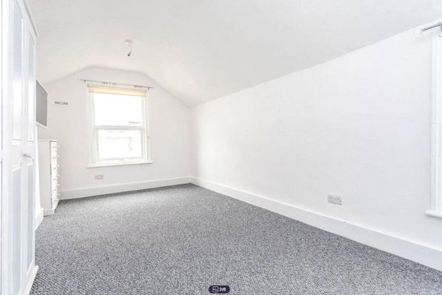 Flat 3, 58, Watling Street, Hertfordshire photo 2