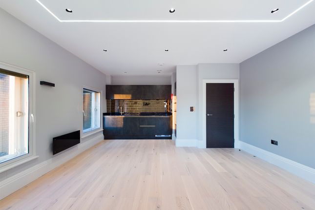 Thumbnail Flat to rent in Belvoir, Kings Buildings