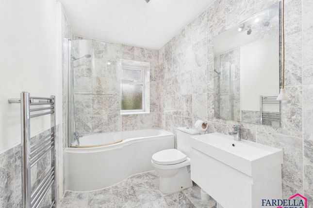 6 Albert Street, Burnley photo 3