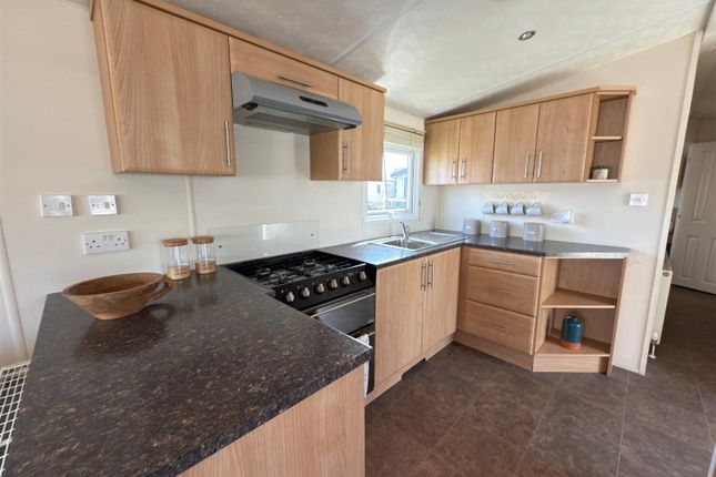 Delta Sapphire,Seaview Holiday Park, St John's Road, Whitstable photo 3