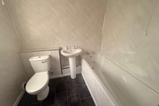9, Durham photo 5