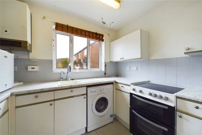 Terraced house to rent in Falcon Fields, Tadley, Hampshire