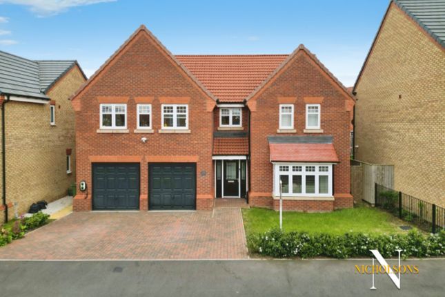 Thumbnail Detached house for sale in Blackstone Drive, Shireoaks, Worksop.
