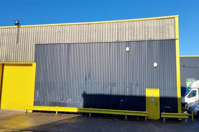 Thumbnail Industrial to let in Dyffryn Business Park, Ystrad Mynach, Hengoed