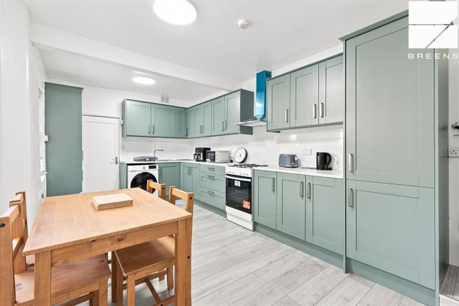 6, Hamilton Road, London photo 4