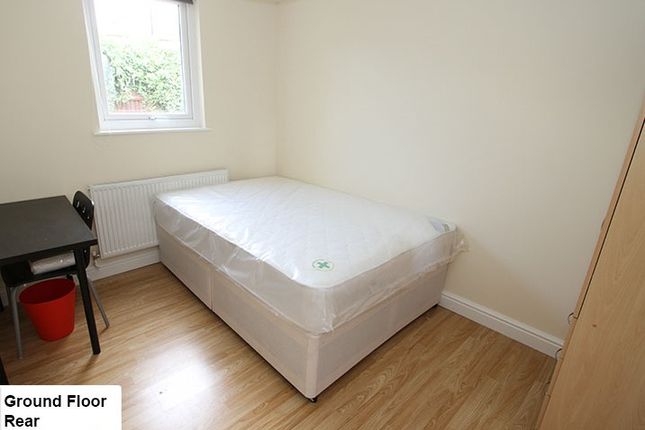 Mitchell Avenue, Coventry photo 3