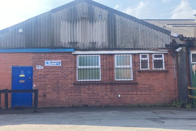 Warehouse to let in Arthur Street, Redditch