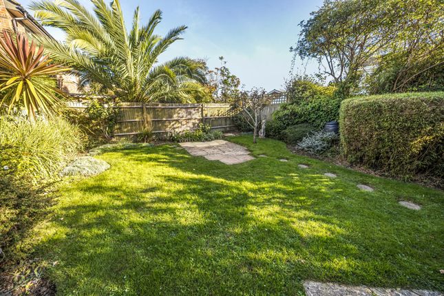 18 The Oaks, Bognor Regis photo 4
