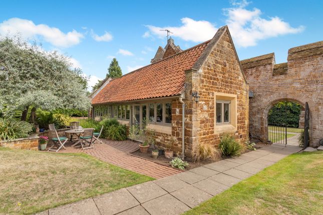 The Old Chapel, 23, Mackworth Drive, Wellingborough photo 3
