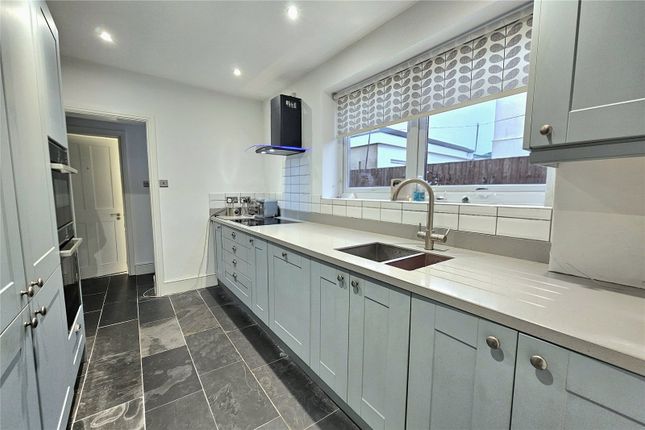 7 Park Cottages,, Goddards Lane, Surrey photo 4