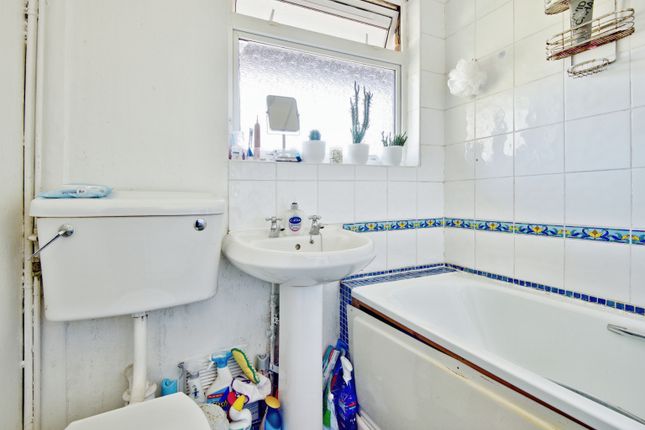 Flat for sale in Southchurch Rectory Chase, Southend-On-Sea, Essex