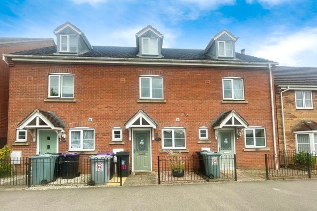 Thumbnail Town house for sale in Ermine Street, Grantham, Grantham